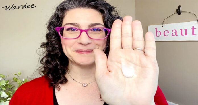 Here’s Why You Should Try Curl Creams & Gels Together